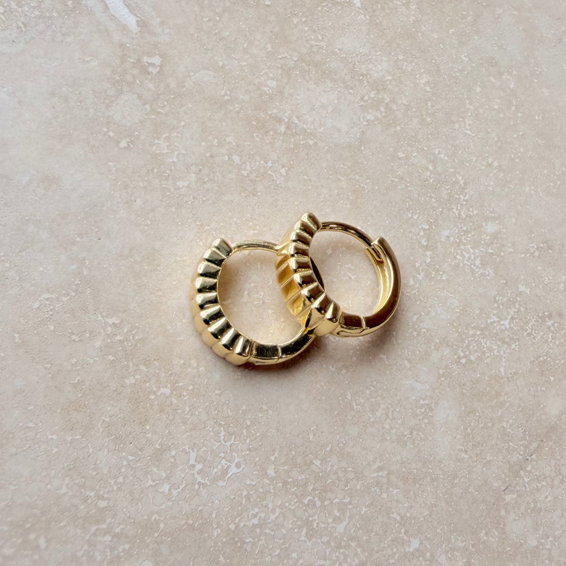 Gold Ribbed Huggies – Demi Fine Hoop Earrings – Little Nell Jewellery