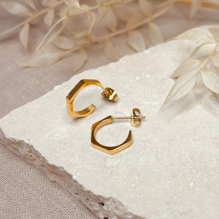 Everyday Gold Hexagon Hoop Earrings – Hoop Earrings – Little Nell Jewellery