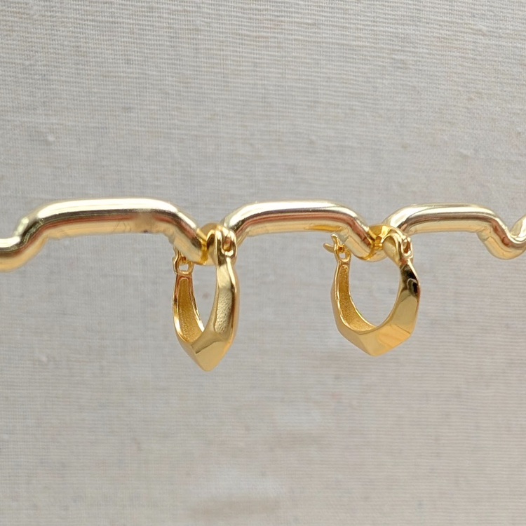 Gold Harlequin Huggie Hoops – Demi Fine Hoop Earrings – Little Nell Jewellery