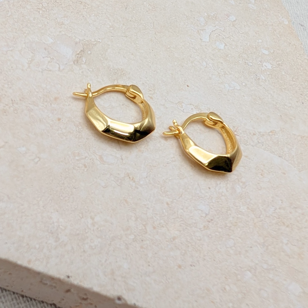 Gold Harlequin Huggie Hoops – Demi Fine Hoop Earrings – Little Nell Jewellery
