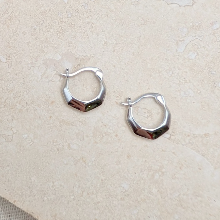 Silver Harlequin Huggie Hoops – Demi Fine Hoop Earrings – Little Nell Jewellery