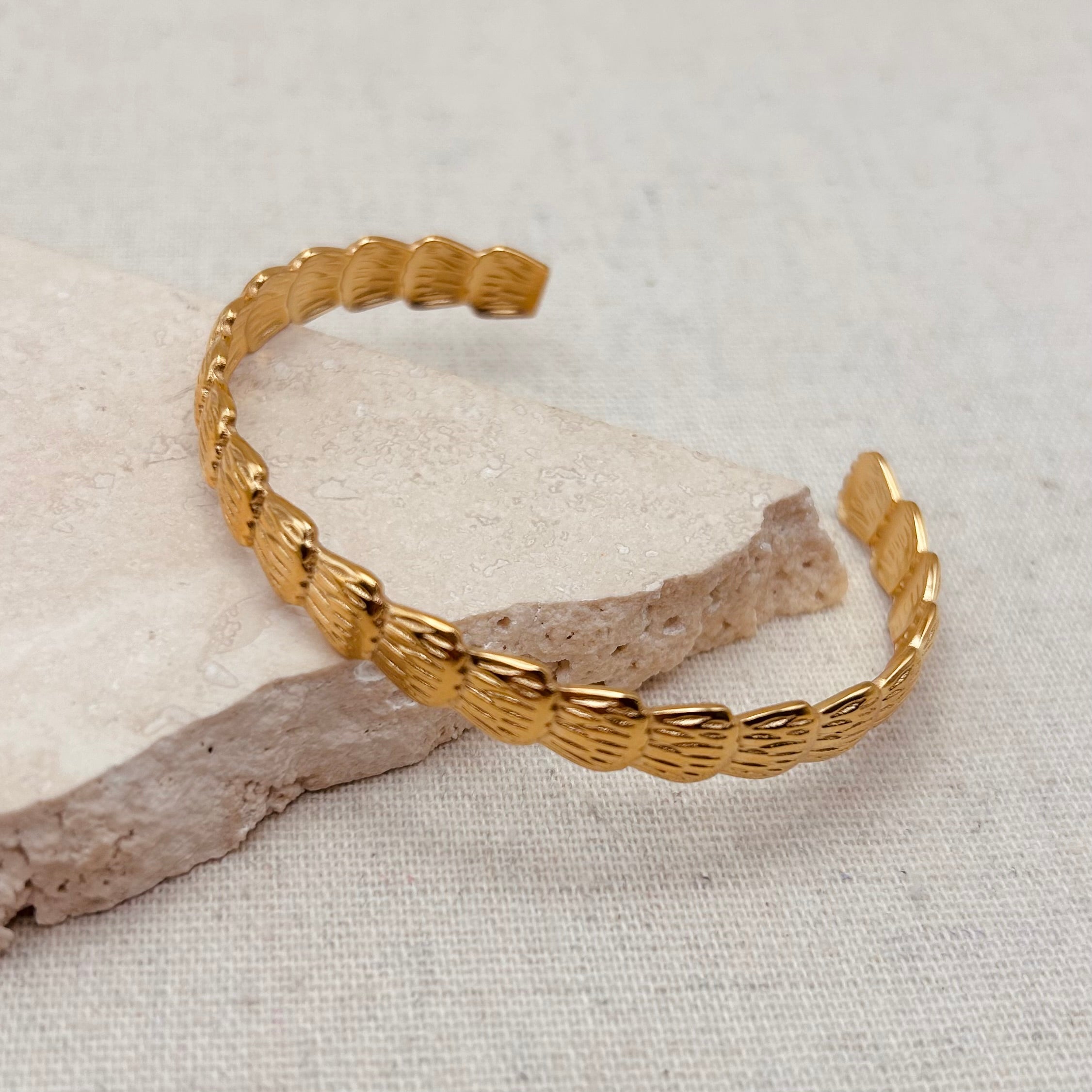 Everyday Adjustable Shell Bangle – Little Nell Jewellery