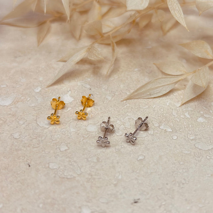 Gold or Silver Flower Studs – Stud Earrings – Little Nell Jewellery