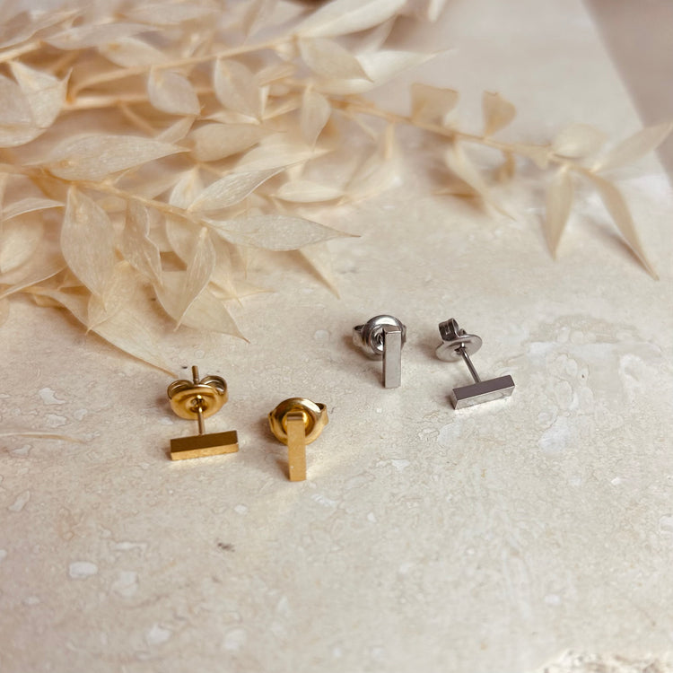 Everyday Bar Studs – Stud Earrings – Little Nell Jewellery