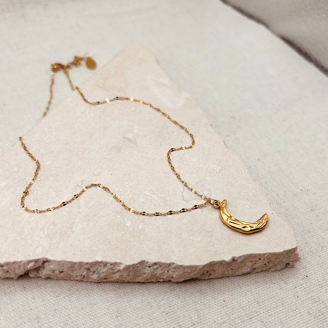 Everyday Hammered Moon Necklace – Necklace – Little Nell Jewellery