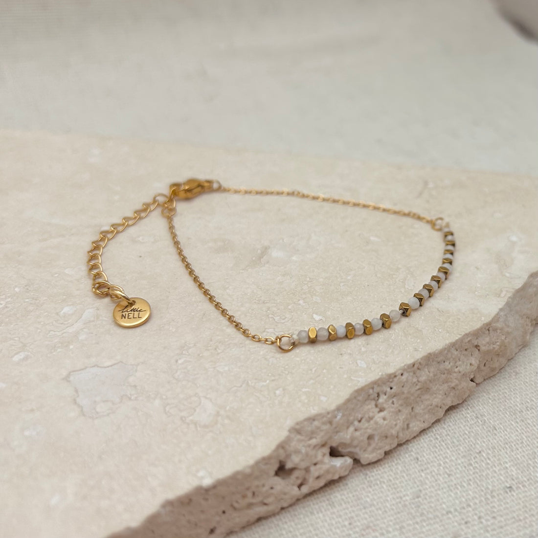 Everyday Moonstone Bead Bracelet – Bracelet – Little Nell Jewellery