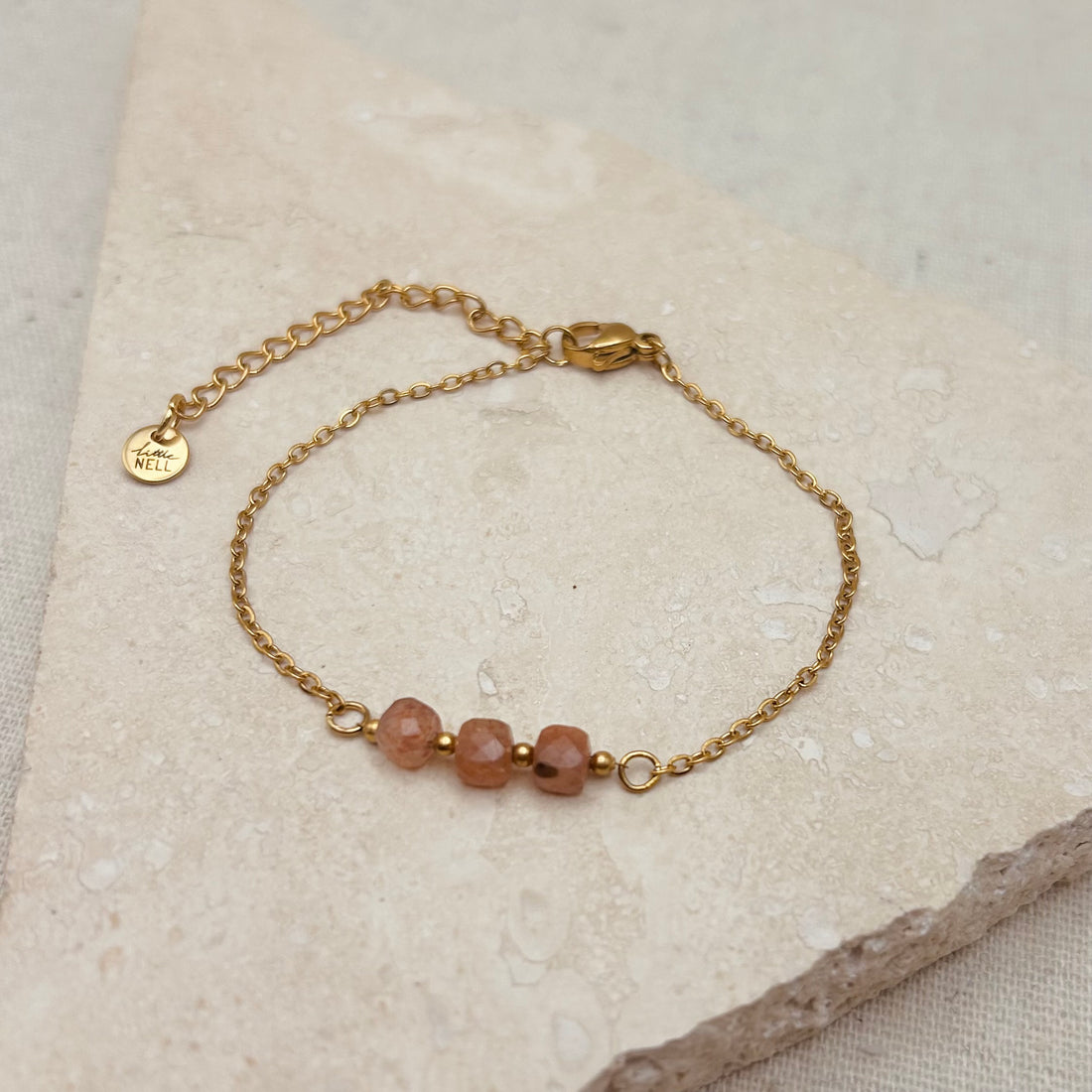 Everyday Cherry Agate Trio Bead Bracelet – Bracelet – Little Nell Jewellery