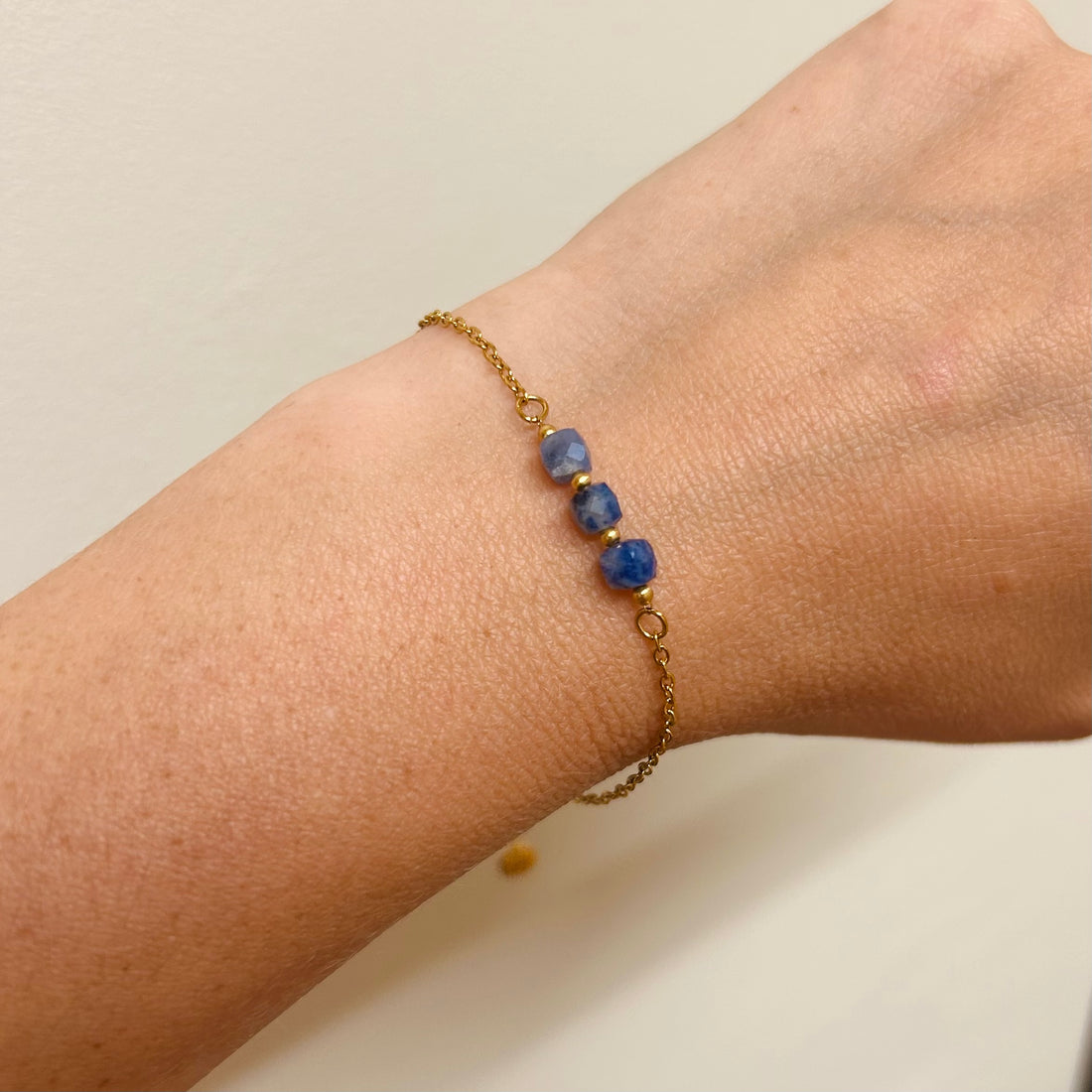 Everyday Lapis Trio Bead Bracelet – Bracelet – Little Nell Jewellery