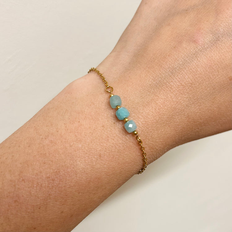 Everyday Amazonite Trio Bead Bracelet – Bracelet – Little Nell Jewellery