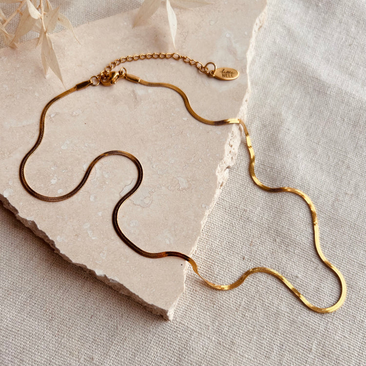 Everyday Slim Snake Chain Necklace – Necklace – Little Nell Jewellery