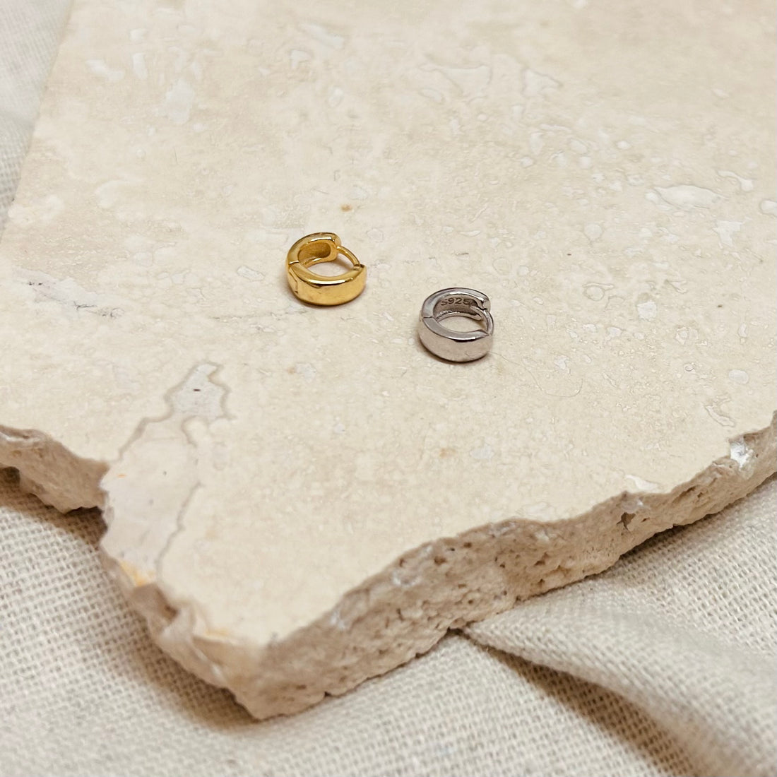 Micro Helix Hoop - Thick – Stud Earrings – Little Nell Jewellery
