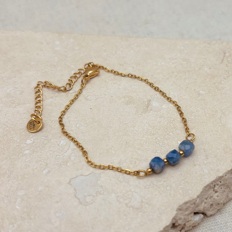 Everyday Lapis Trio Bead Bracelet – Bracelet – Little Nell Jewellery