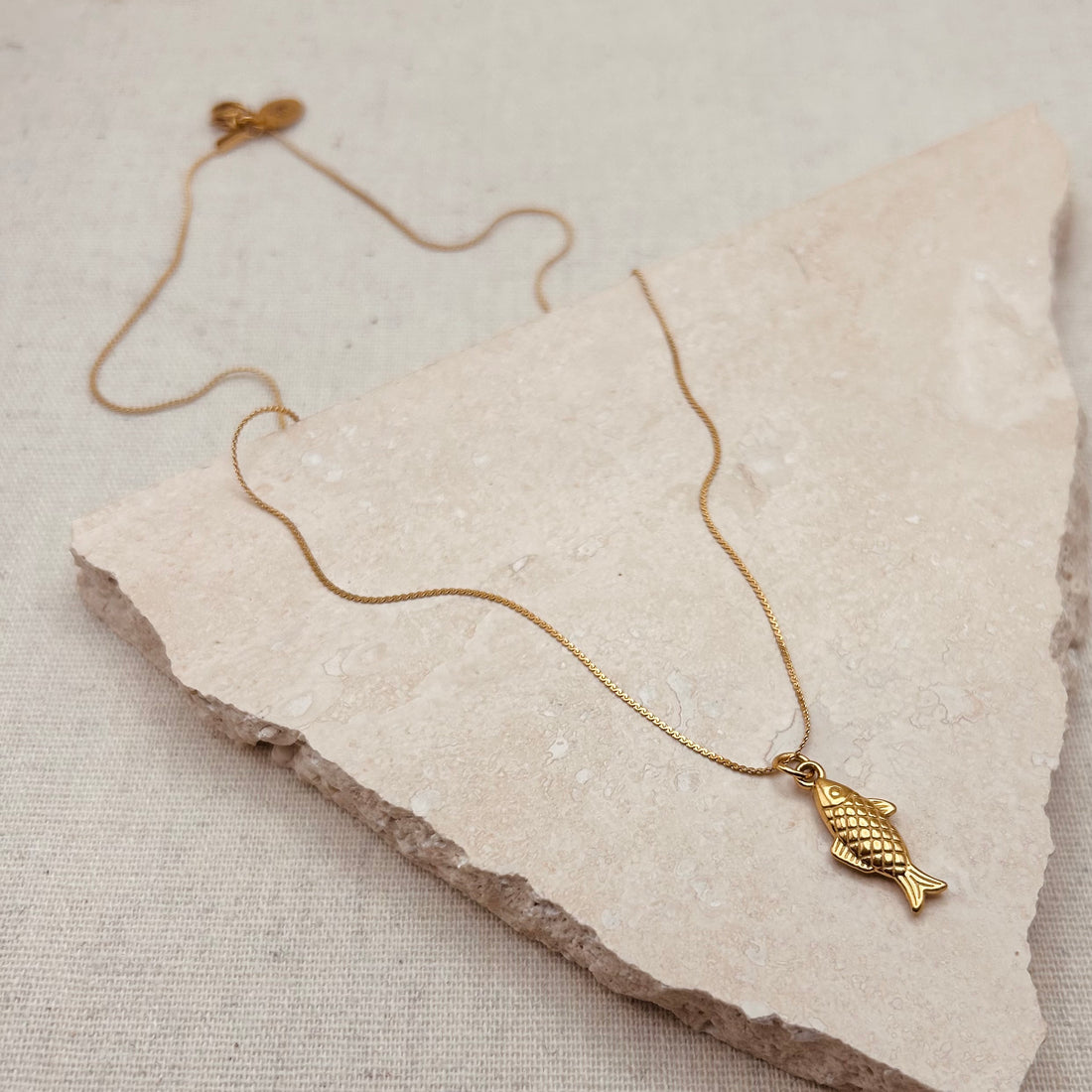 Everyday Gold Fish Charm Necklace – Necklace – Little Nell Jewellery