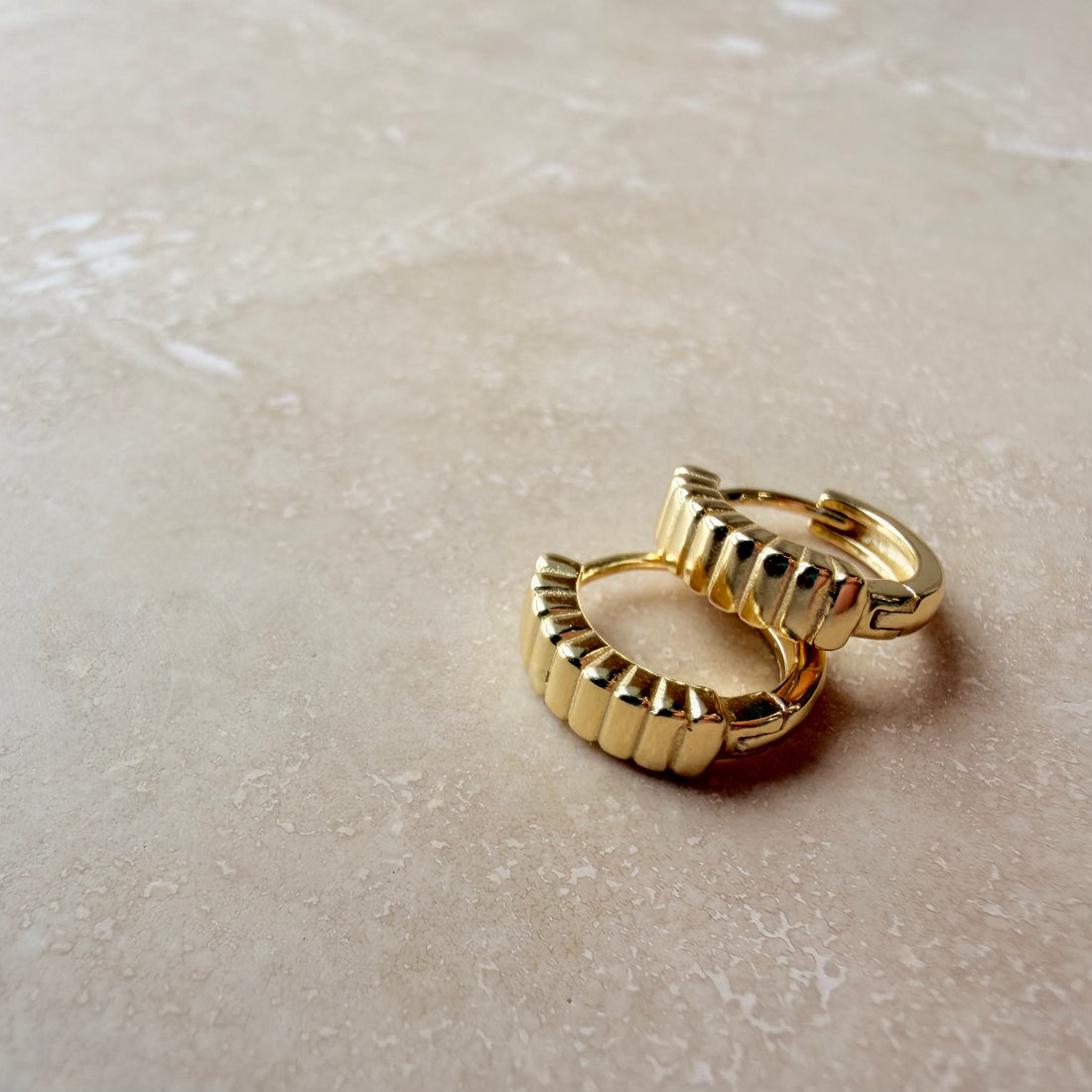 Gold Ribbed Huggies – Demi Fine Hoop Earrings – Little Nell Jewellery