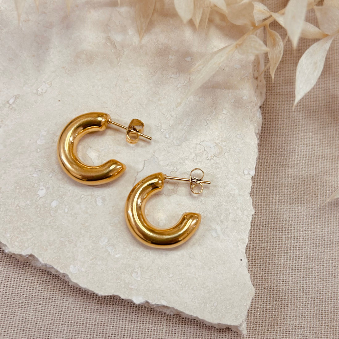 Everyday Chubby Hoops – Hoop Earrings – Little Nell Jewellery