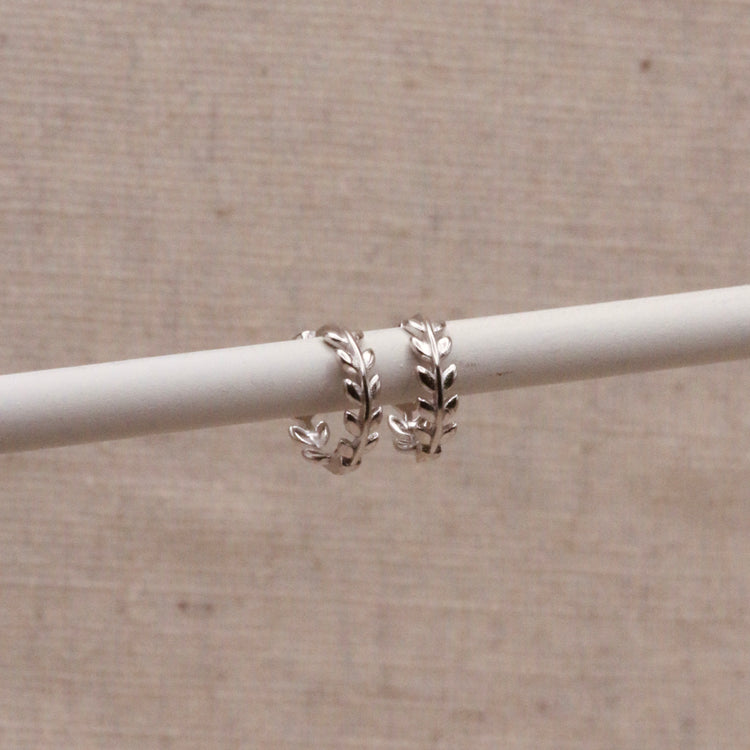 Silver Laurel Huggie Hoops – Demi Fine Hoop Earrings – Little Nell Jewellery