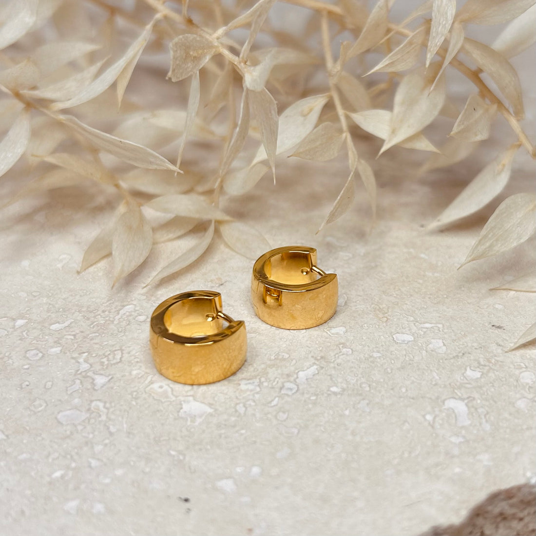 Everyday Thick Mini Hoop Earrings – Hoop Earrings – Little Nell Jewellery