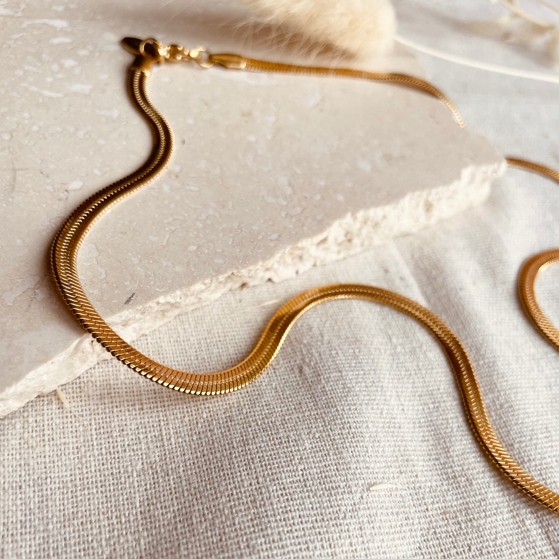 Everyday Snake Chain Necklace – Necklace – Little Nell Jewellery