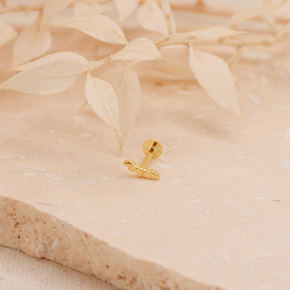 Gold Petal Curve Labret Stud – Stud Earrings – Little Nell Jewellery