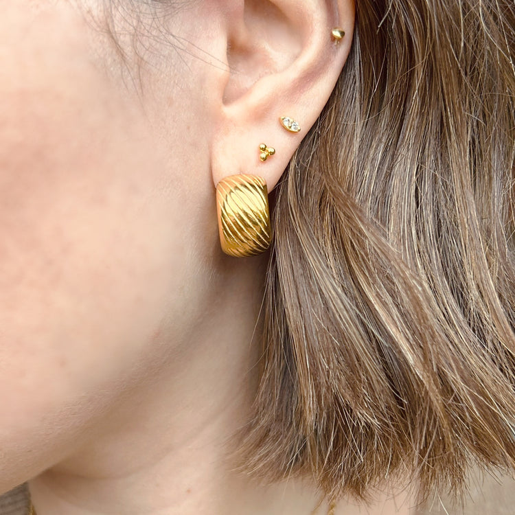 Everyday Ridged Hoops – Statement Earrings – Little Nell Jewellery