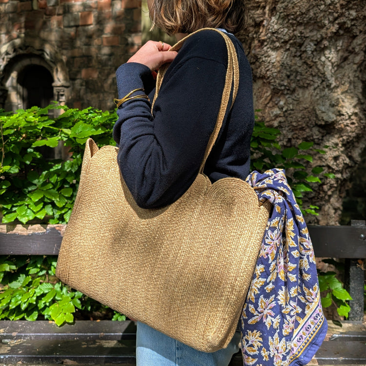 Scallop Jute Bag – Gift – Little Nell