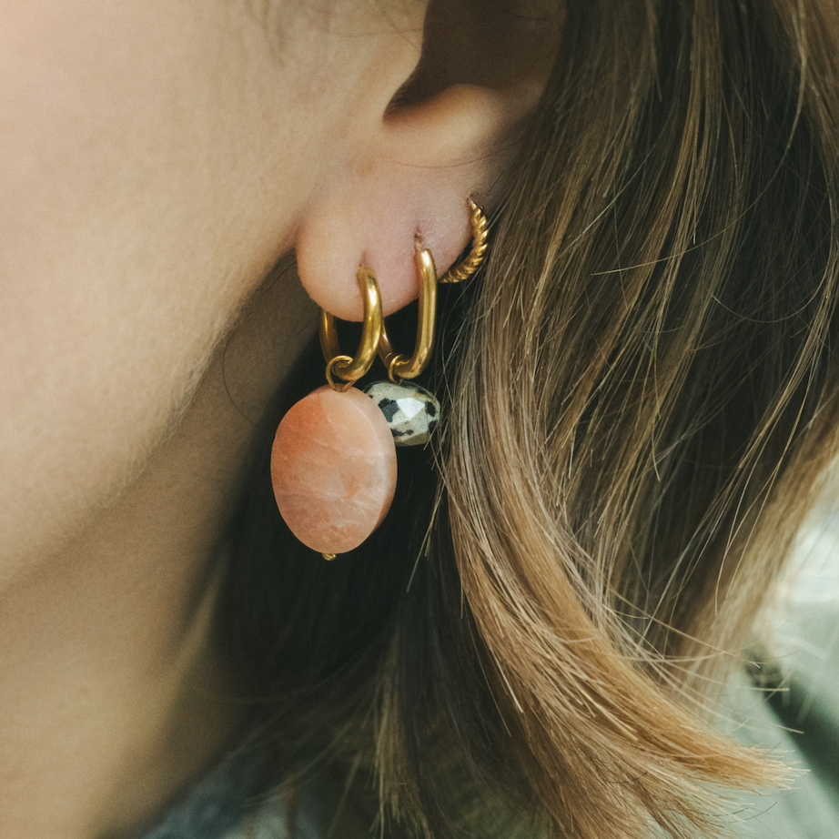 Everyday Oval Faceted Peach Marble Hoops – Hoop Earrings – Little Nell Jewellery