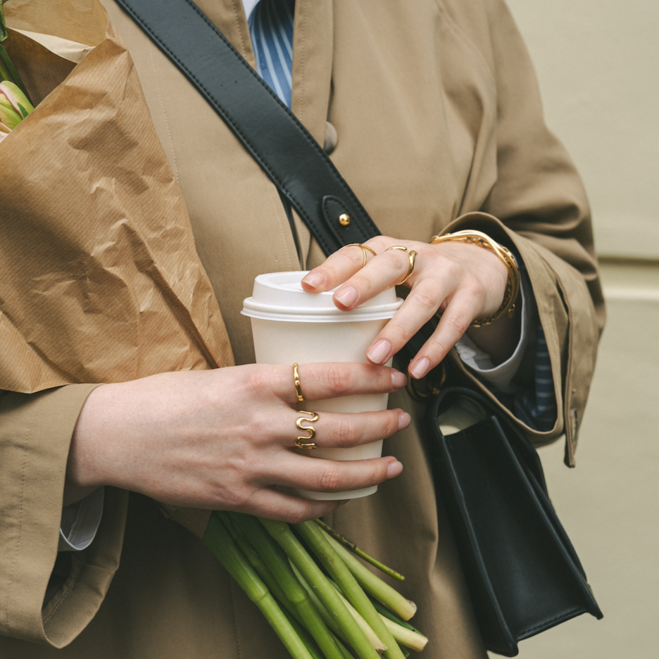 Everyday Gold Statement Wave Ring – Ring – Little Nell Jewellery
