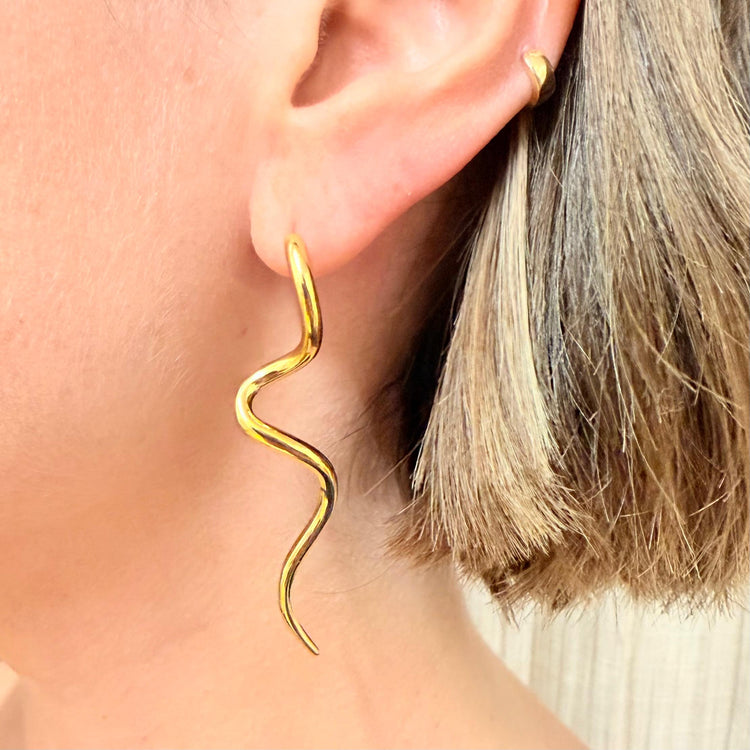 Everyday Gold Statement Swirl Earrings – Statement Earrings – Little Nell Jewellery