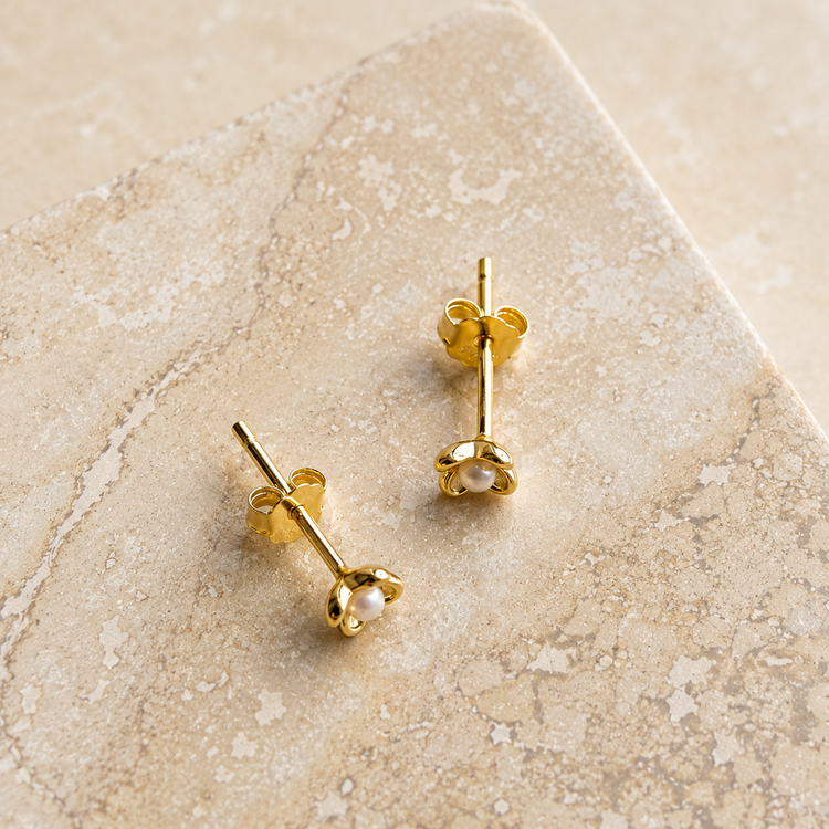 Gold Pearl Flower Studs – Stud Earrings – Little Nell Jewellery