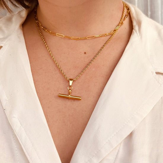 Load image into Gallery viewer, Everyday Rope Necklace with Bar Pendant
