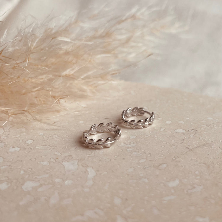 Silver Laurel Huggie Hoops – Demi Fine Hoop Earrings – Little Nell Jewellery