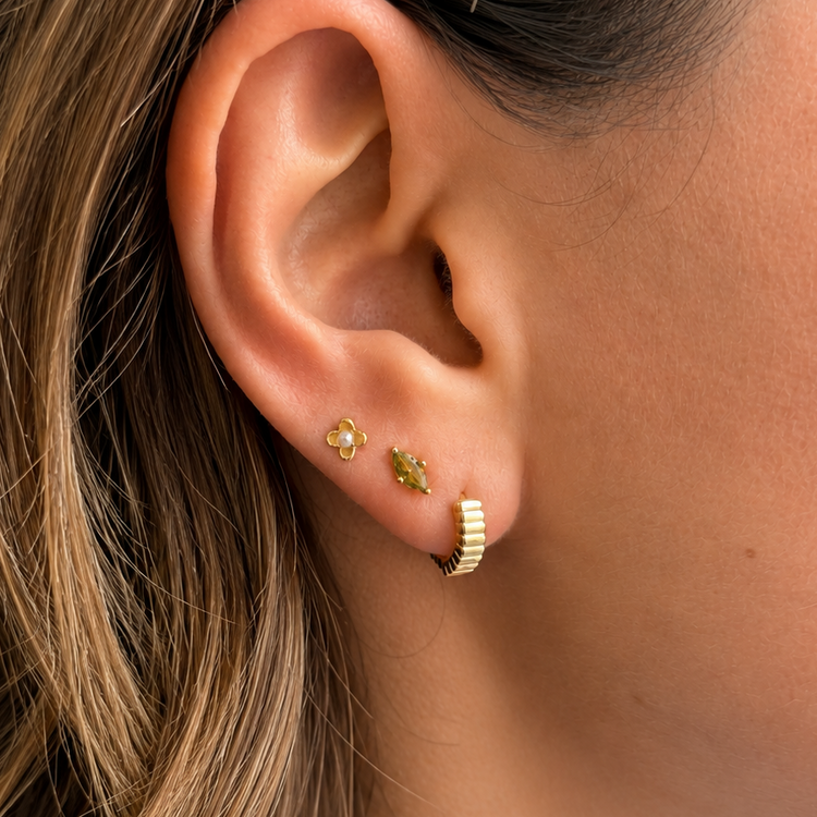 Gold Pearl Flower Studs – Stud Earrings – Little Nell Jewellery