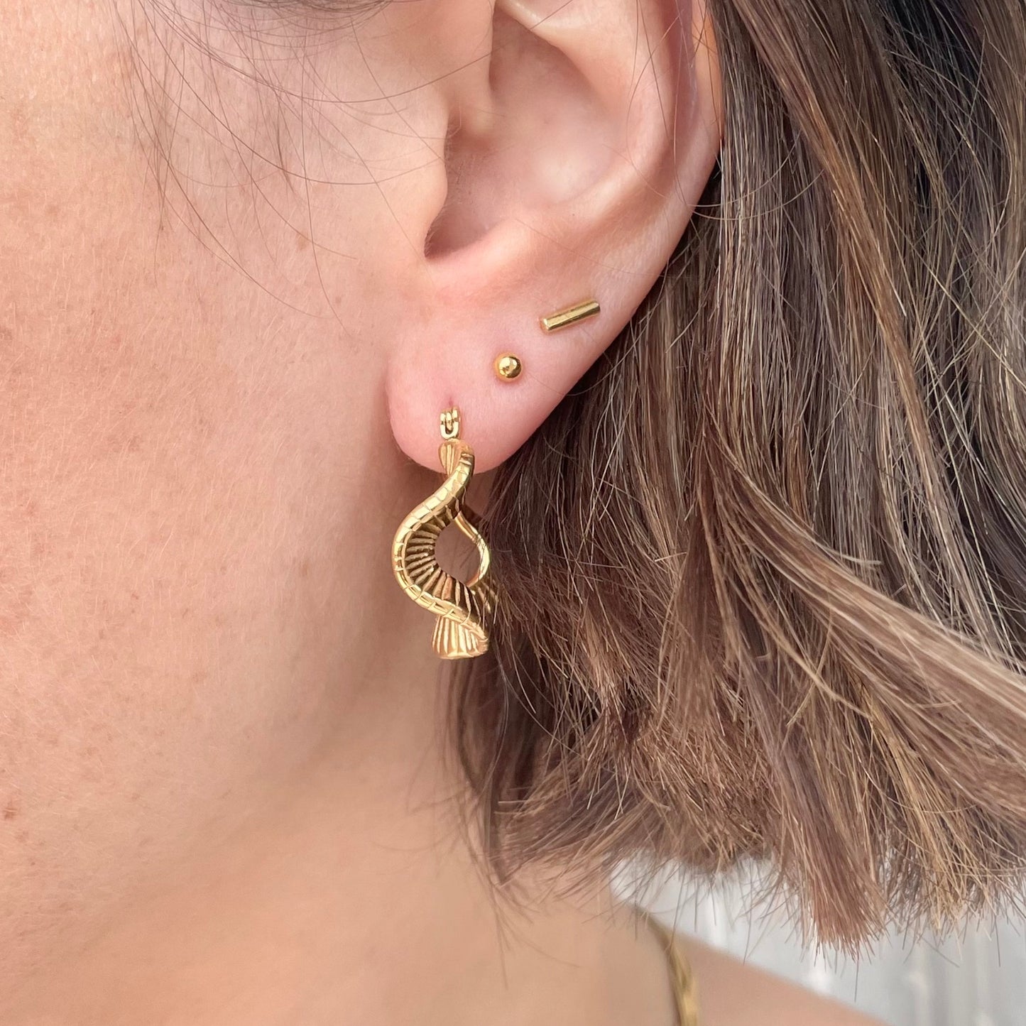 Everyday Gold Wavy Hoops
