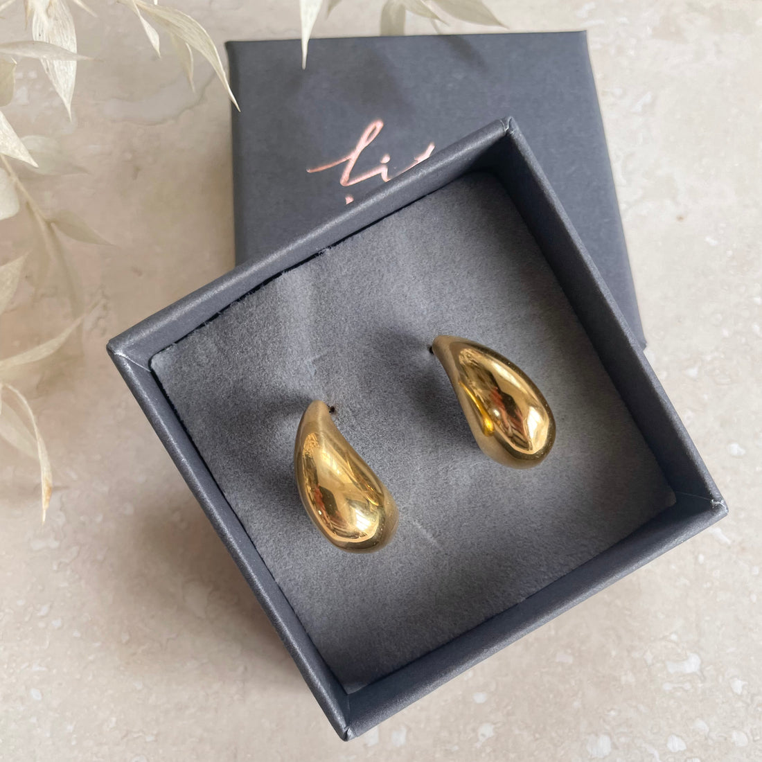 Everyday Gold Droplet Earrings – Statement Earrings – Little Nell Jewellery