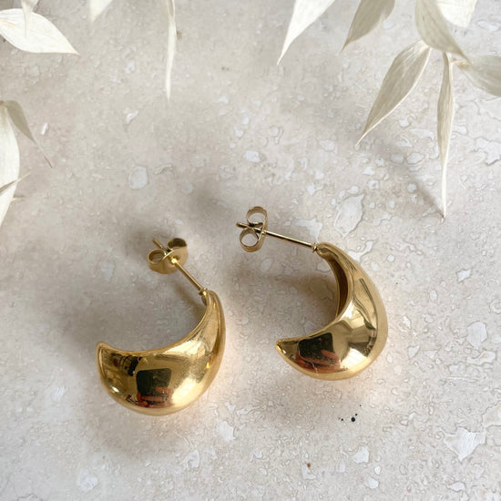 Everyday Gold Droplet Earrings