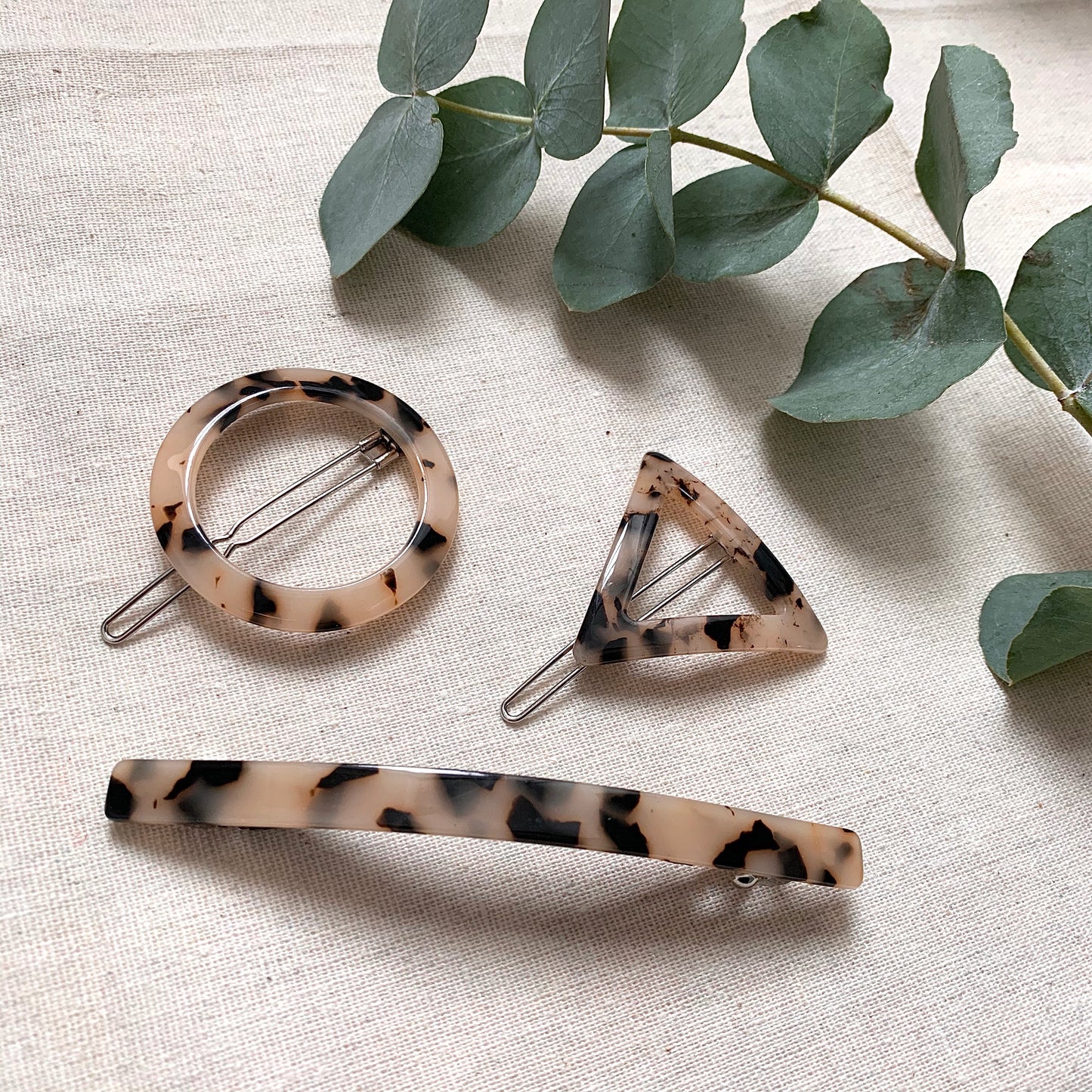 Pale Tortoiseshell Hair Clips